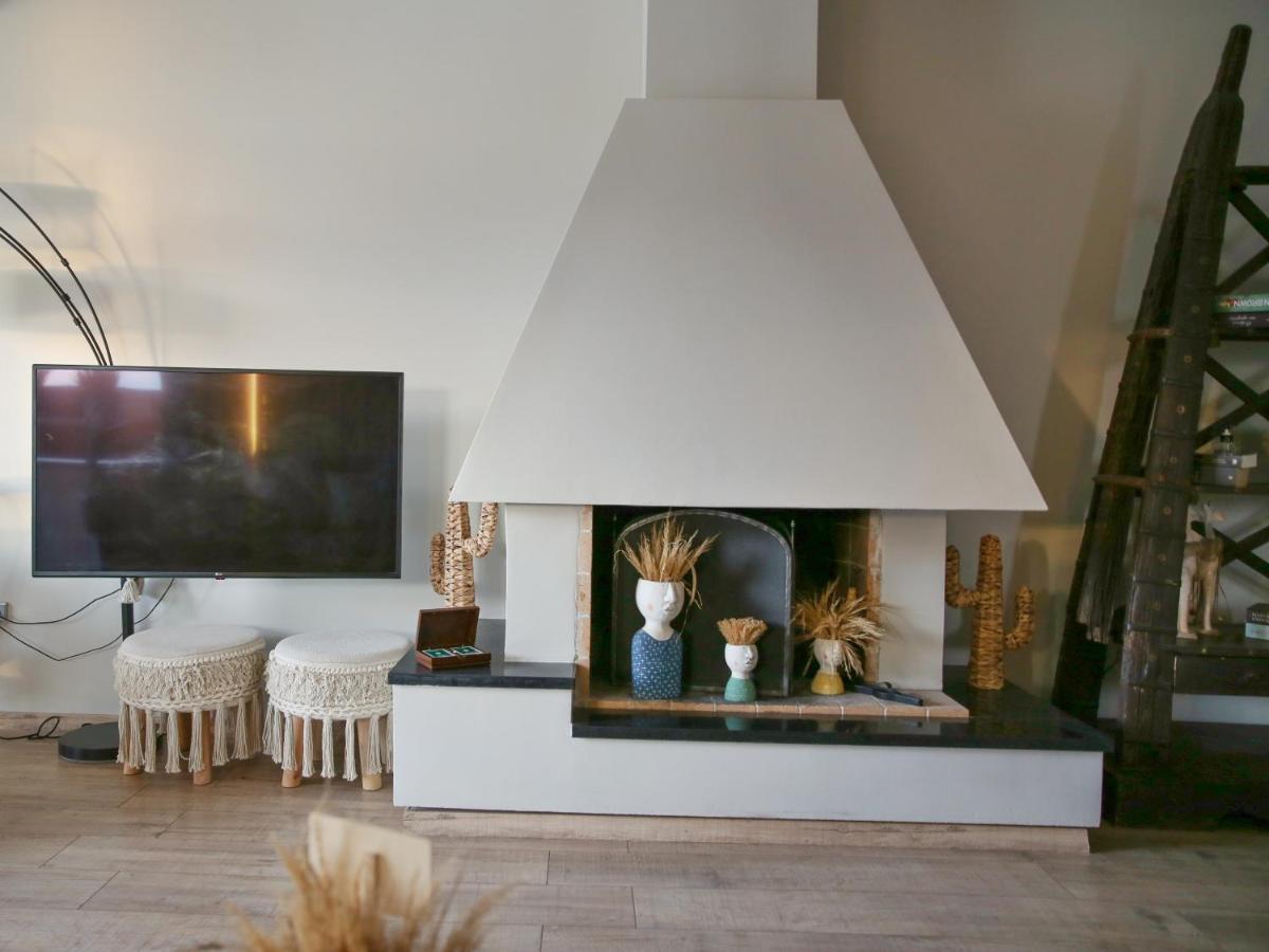 Boho Beach House In Itea-Delphi Exterior photo